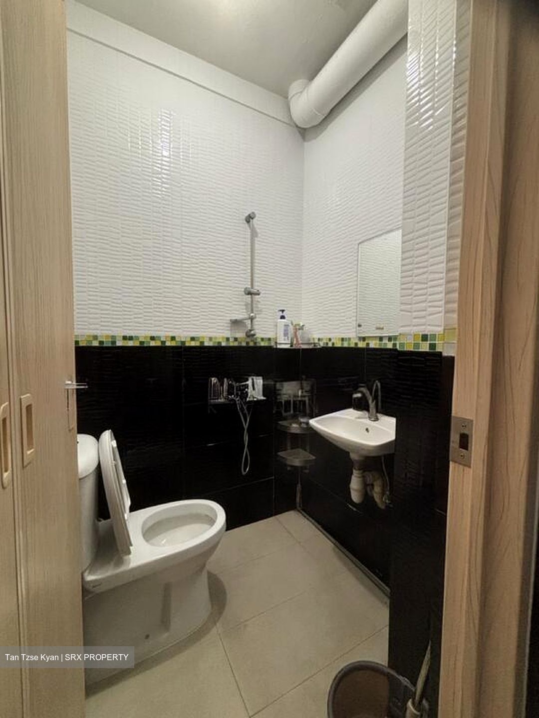 Jalan Kathi (D16), Terrace #518957131